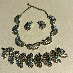 Vintage H&S silver tone 3 piece necklace set with earrings and bracelet …